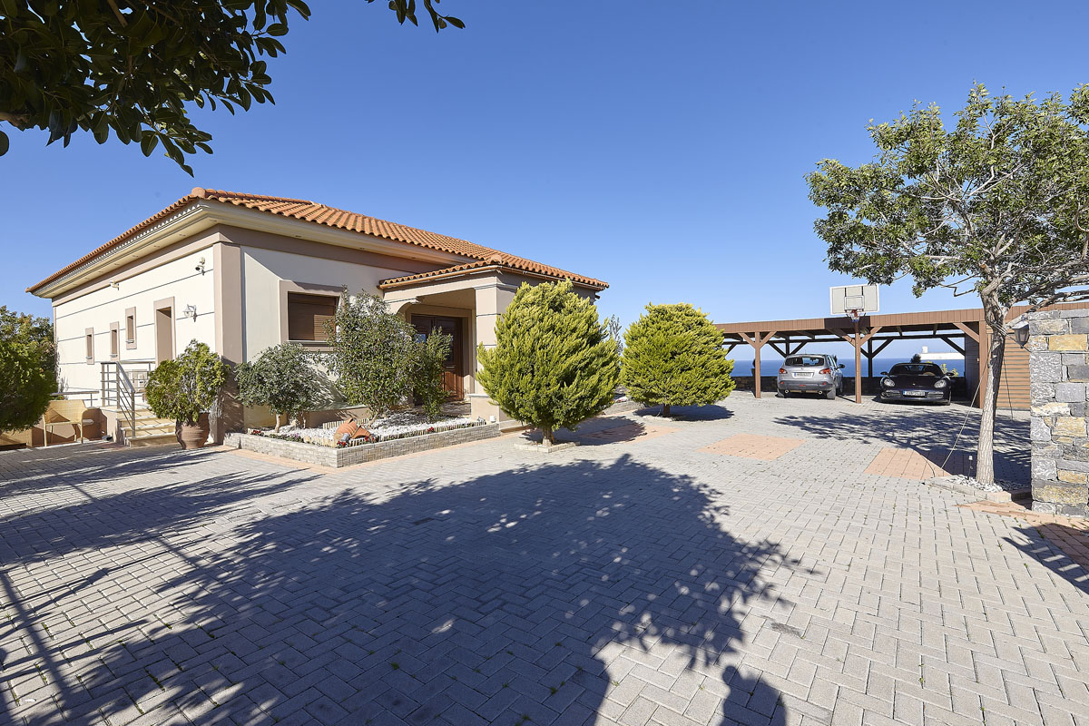 Luxury Villa Thea